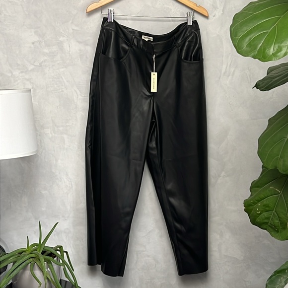 Max Studio Size 14 Black Faux Leather Wide Leg Pants - Picture 2 of 8
